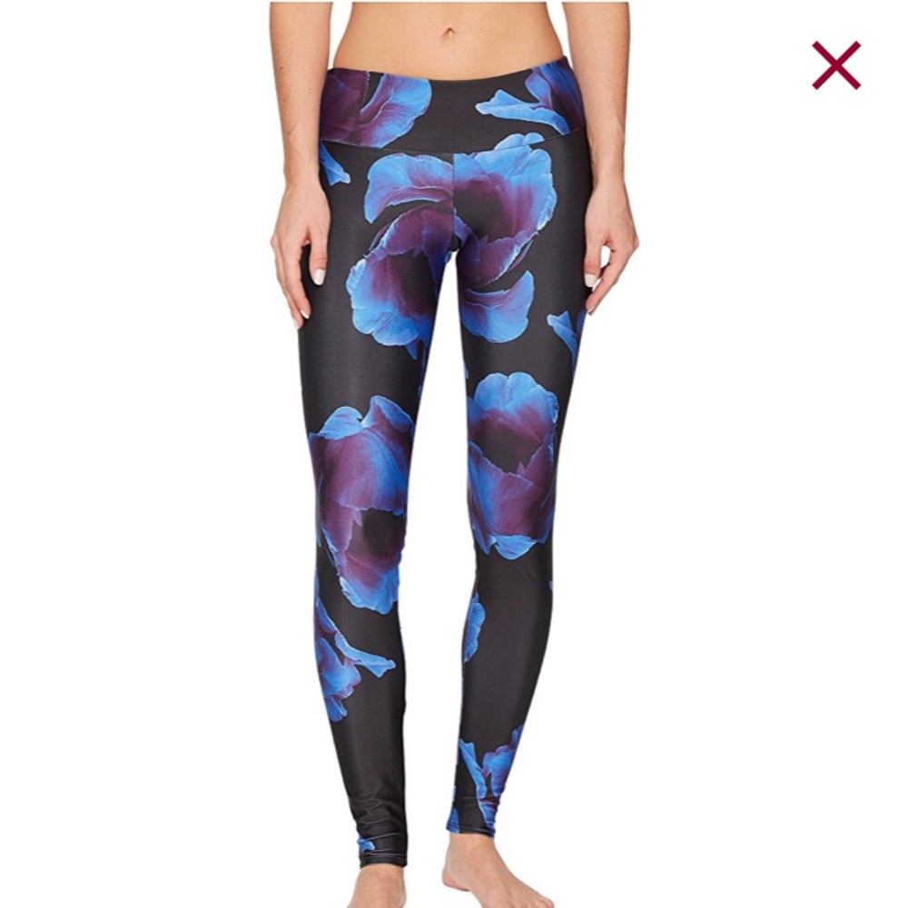 Onzie anemone yoga pants M/L